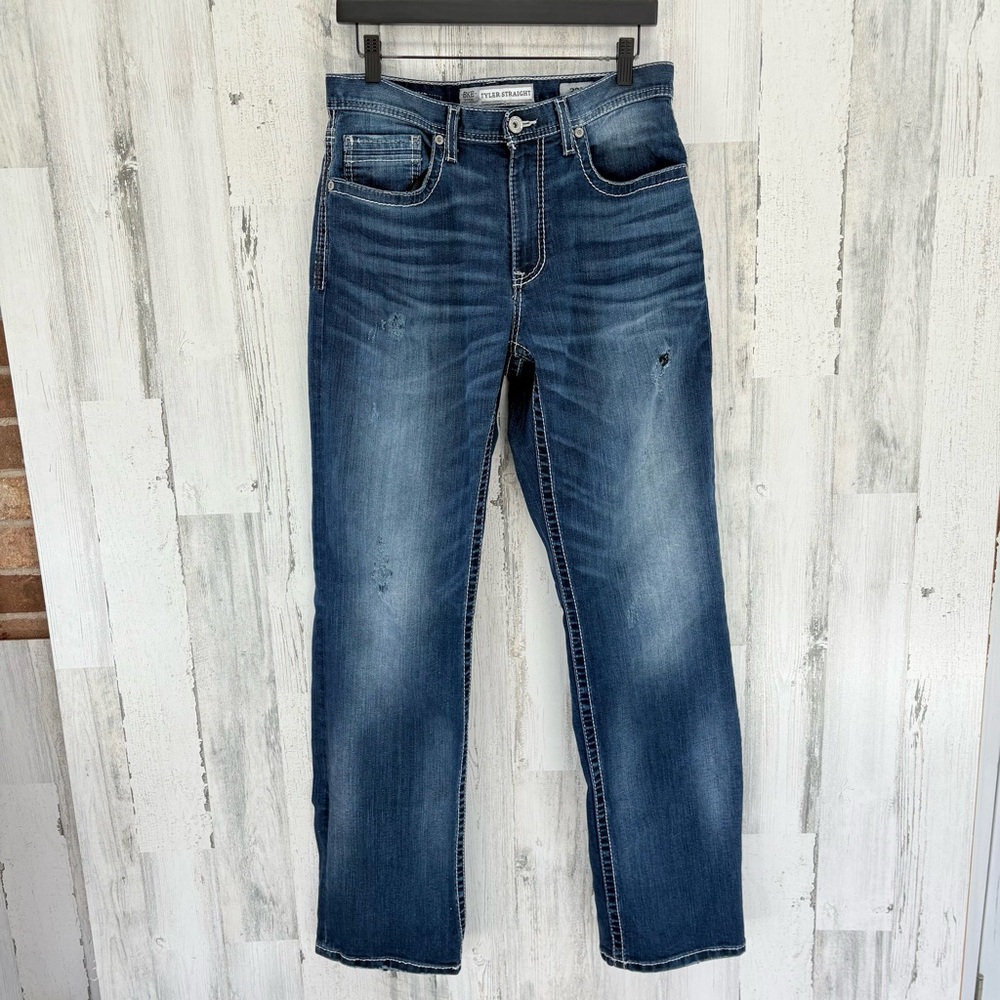 BKE Men’s Size 32X33 Tyler Straight Distressed Zip & Button Closure Denim Jeans